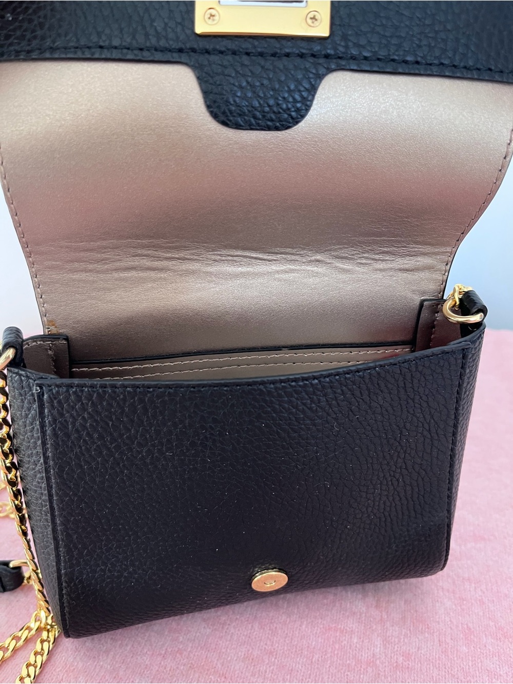 Lauren Ralph Lauren Crossbody Bag with Gold Chain - Picture 5 of 7